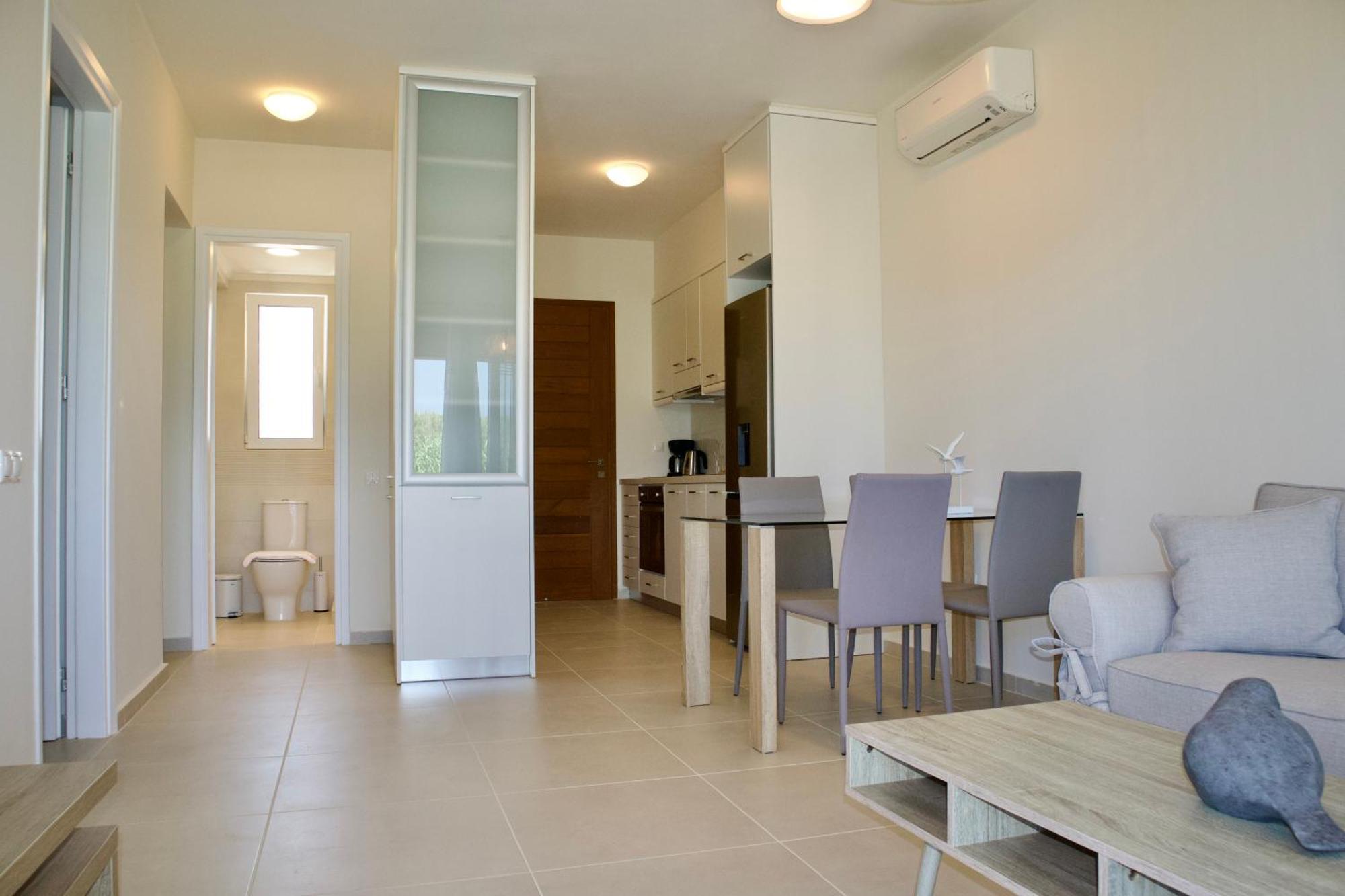 Resitour - Aphrodite Beachfront Pirgos Psilonerou Cameră foto